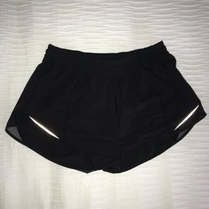 Lululemon hotty hot size 8 shorts